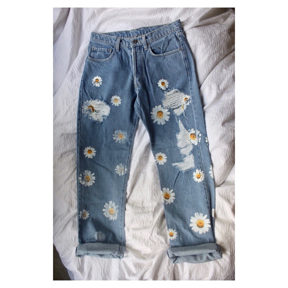 NEW Carmar boyfriend daisy print jeans